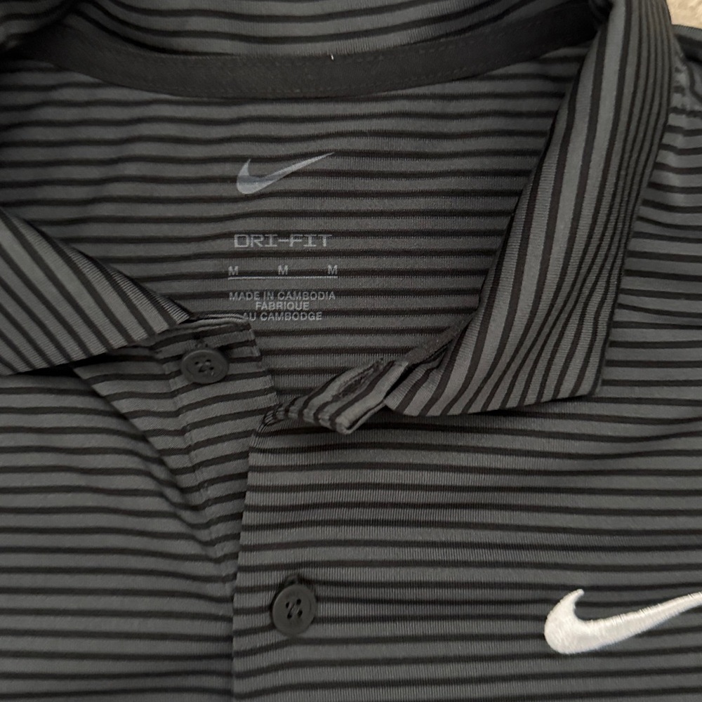 Nike Golf Polo - Picture 2 of 3